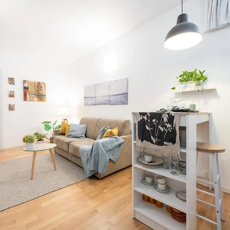 A Due Passi Dal Centro Apartment *